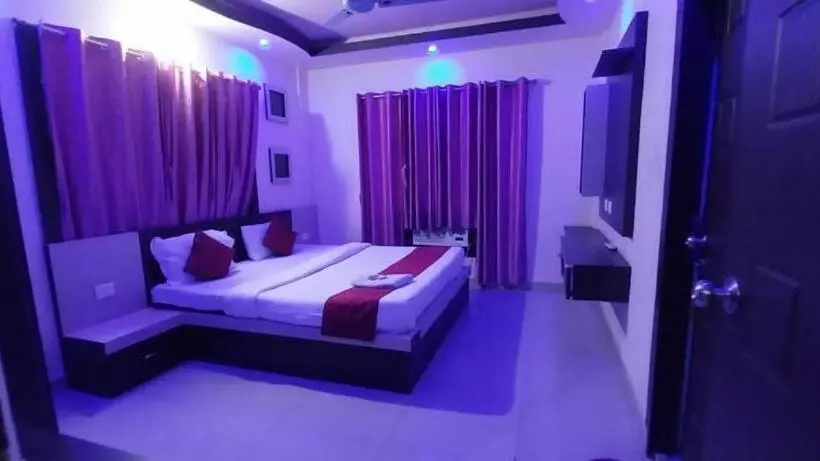هتل Sr Homestay