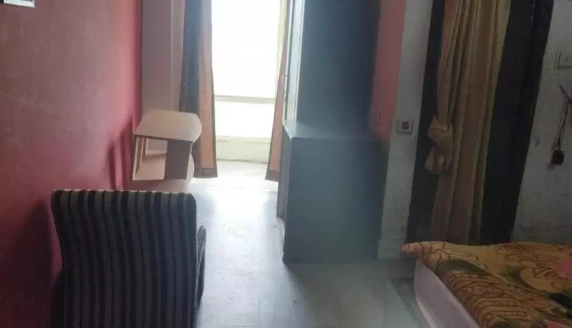 هتل Sr Homestay