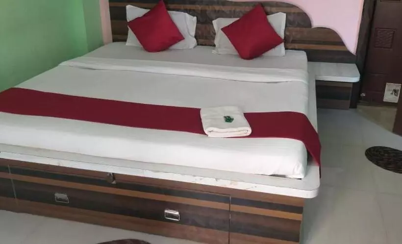 هتل Sr Homestay