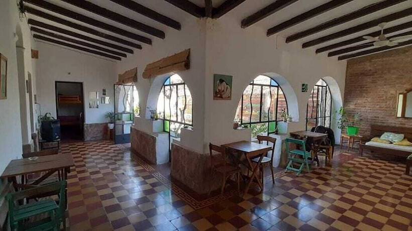 Jaracanda Hostel San Marcos