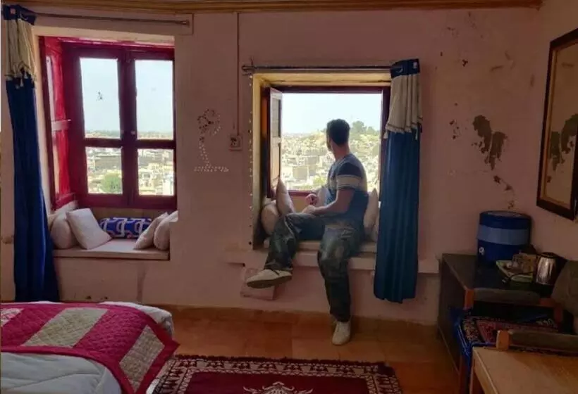Nomadic Backpackers Hostel