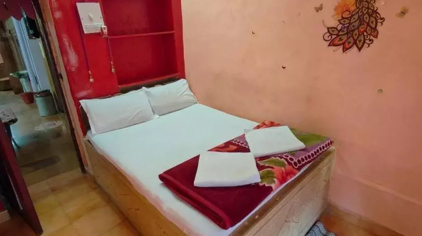 Nomadic Backpackers Hostel
