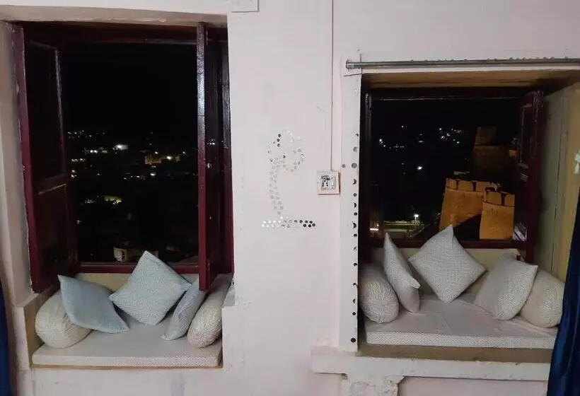 Nomadic Backpackers Hostel
