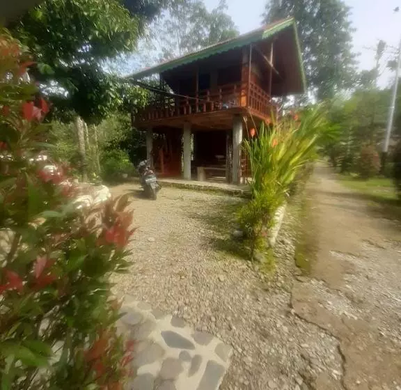 ペンション Barus Jungle View