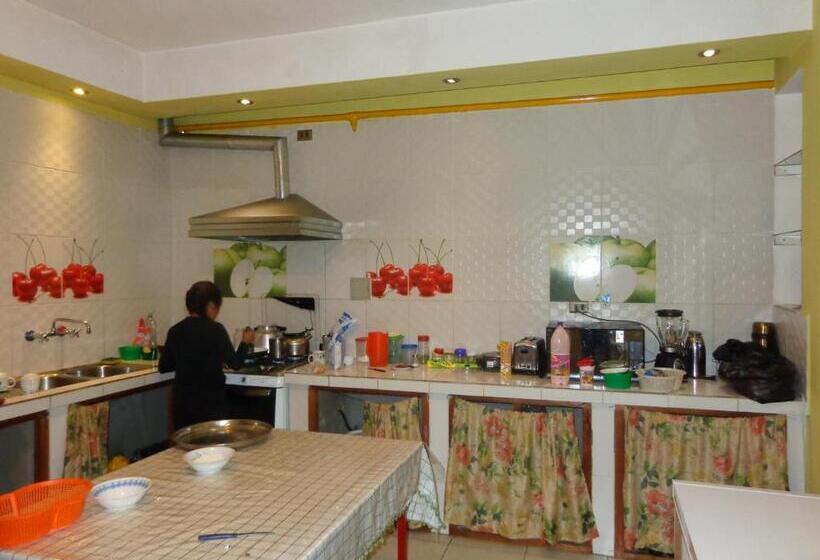 پانسیون Eucalyptus Potosi