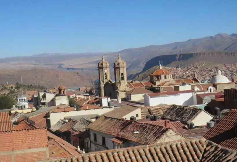 پانسیون Eucalyptus Potosi