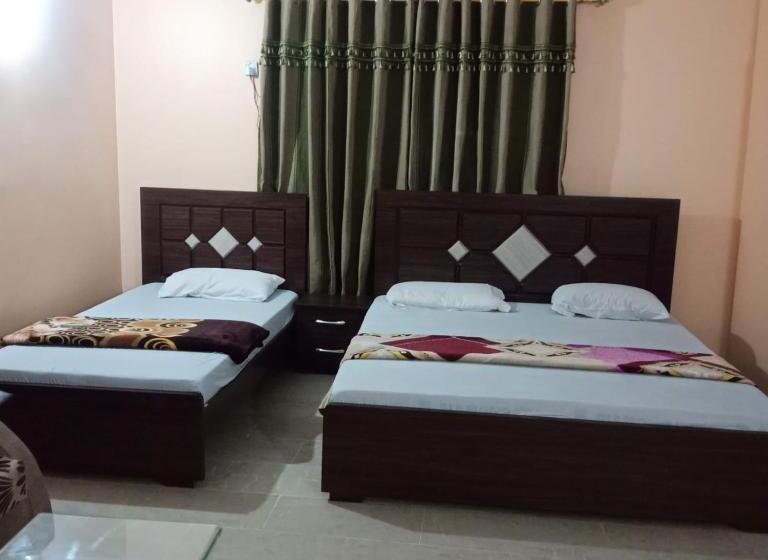 پانسیون Family Guest House In Gulshan E Iqbal , Block 10