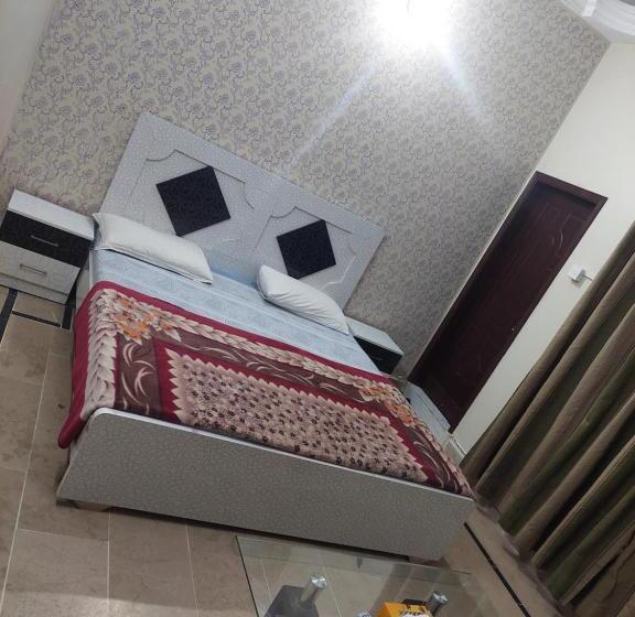 پانسیون Family Guest House In Gulshan E Iqbal , Block 10
