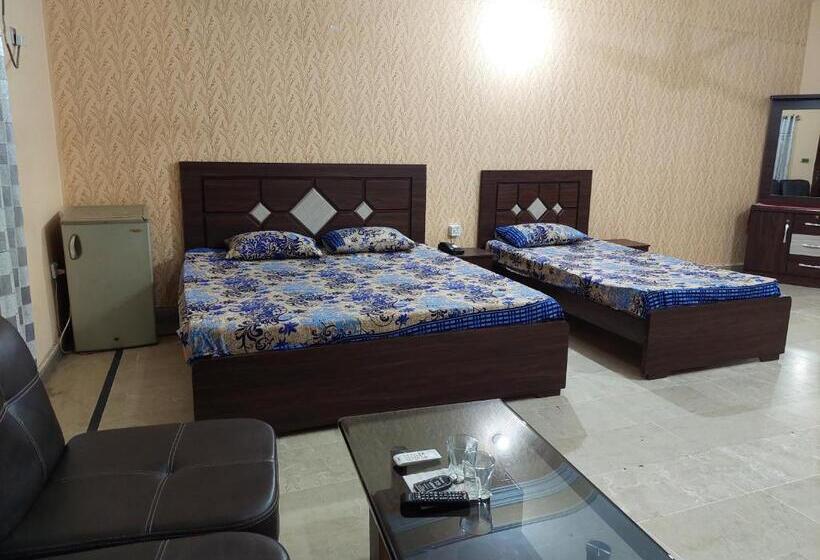 پانسیون Family Guest House In Gulshan E Iqbal , Block 10