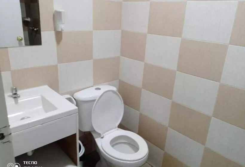 ペンション Hospedaje Yacucalle