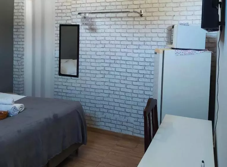 ペンション Quarto Privativo No Centro