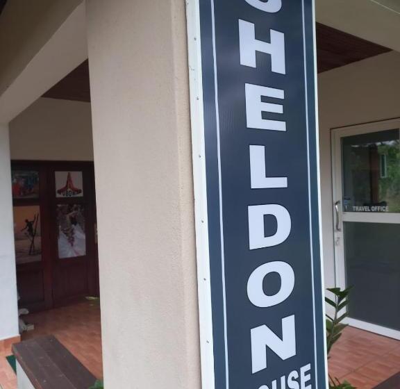 Pension Sheldon House