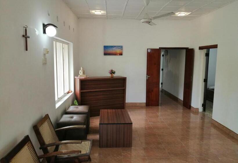 Pension Sheldon House