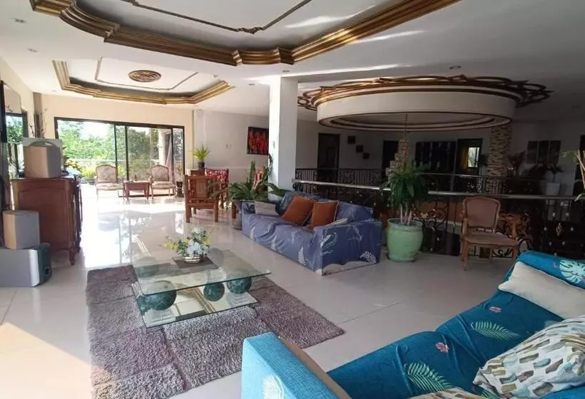 Majatalo Verano Guesthouse