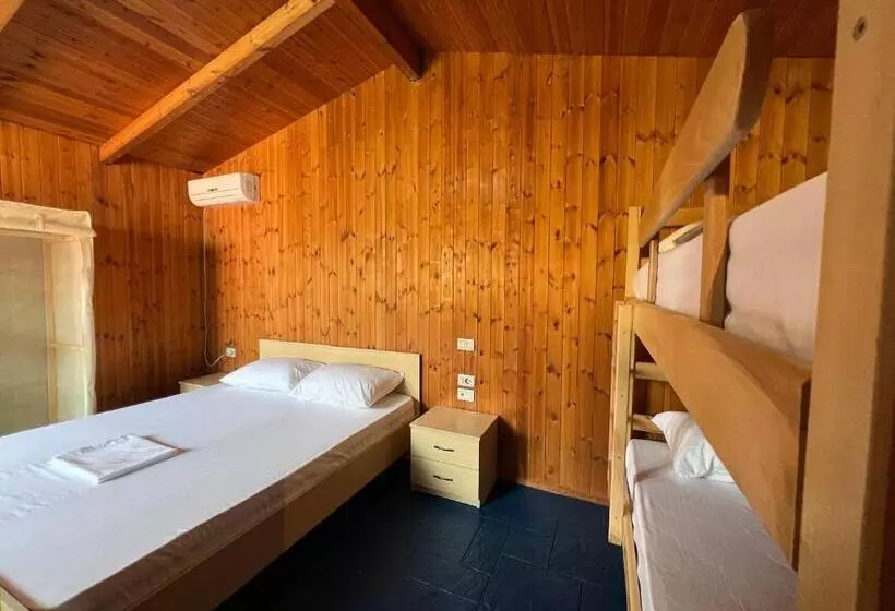 リゾートホテル Miqt Beach   Bungalows