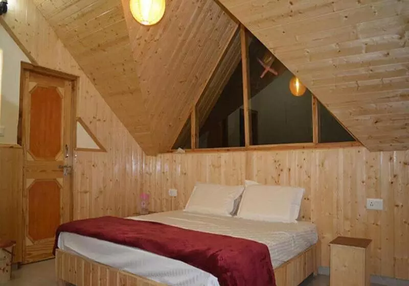 Lomakeskus Shivam Cottage Naggar, Manali