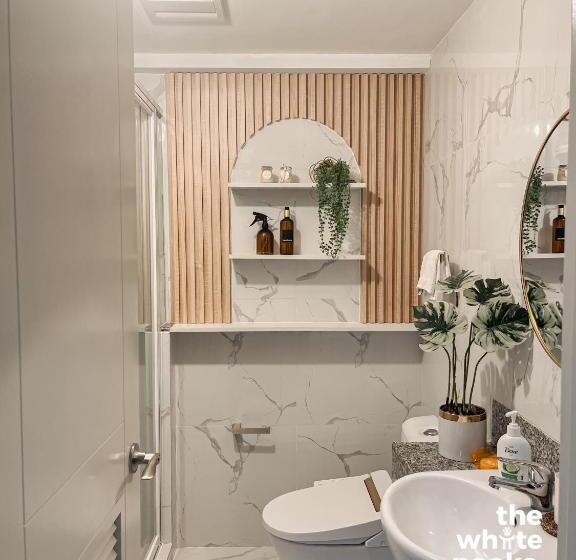 The White Nooks At Verdon Parc