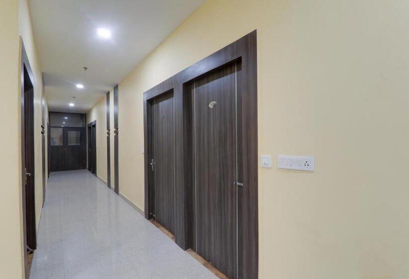 Townhouse 1259 Hotel Trijal Inn