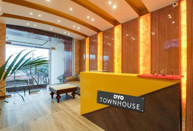 Townhouse 1259 Hotel Trijal Inn