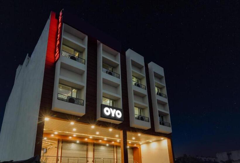 Townhouse 1259 Hotel Trijal Inn