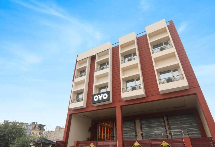 Townhouse 1259 Hotel Trijal Inn