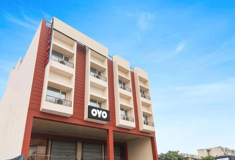 Townhouse 1259 Hotel Trijal Inn