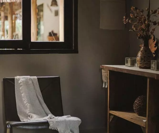 ベッドアンドブレックファースト Casa Sukha