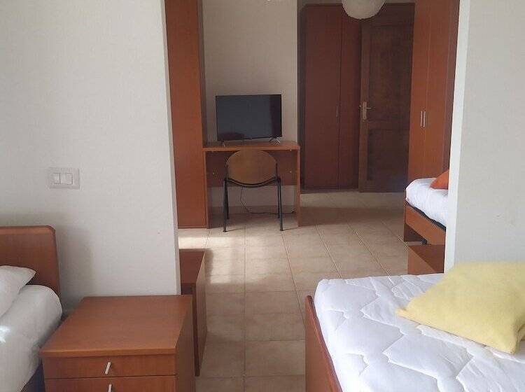 Room In B&b Note Di Stelle Resort A Marrubiu