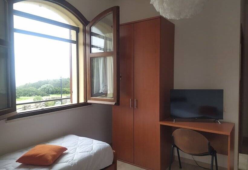 Room In B&b Note Di Stelle Resort A Marrubiu