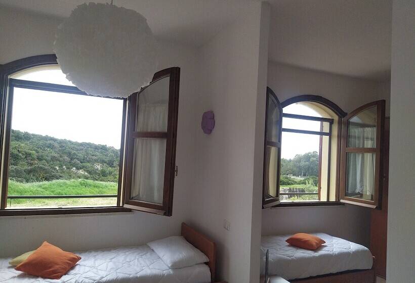 Room In B&b Note Di Stelle Resort A Marrubiu
