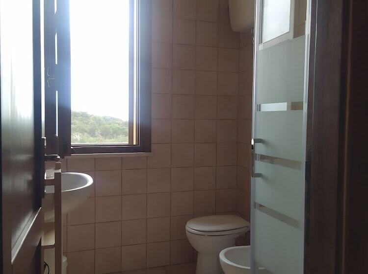 Room In B&b Note Di Stelle Resort A Marrubiu