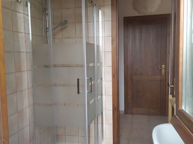 Room In B&b Note Di Stelle Resort A Marrubiu