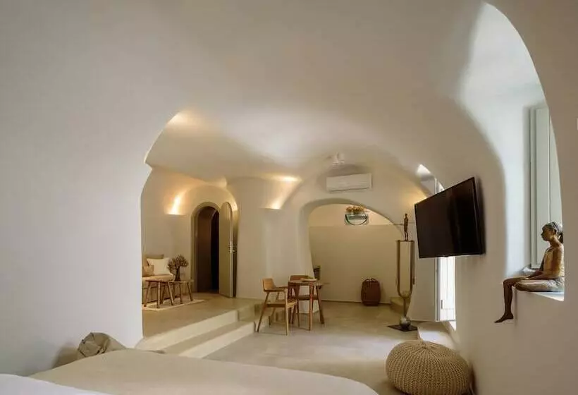 تختخواب و صبحانه Oia Treasures Art Suites