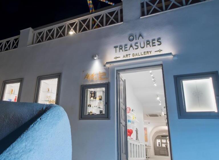 تختخواب و صبحانه Oia Treasures Art Suites