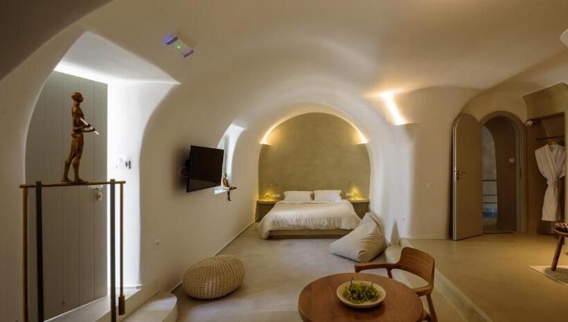 تختخواب و صبحانه Oia Treasures Art Suites