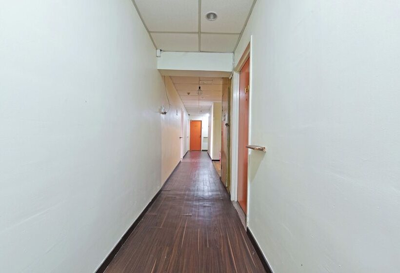 בית מלון כפרי Akasia By Oyo