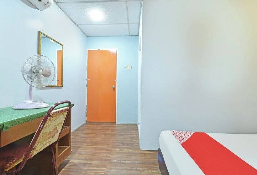 בית מלון כפרי Akasia By Oyo