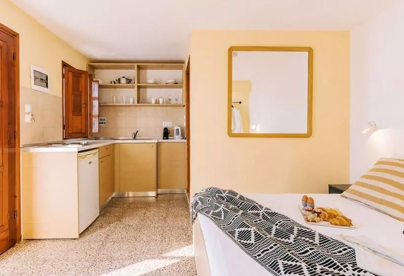 Hotelli Arte Lindos Suites