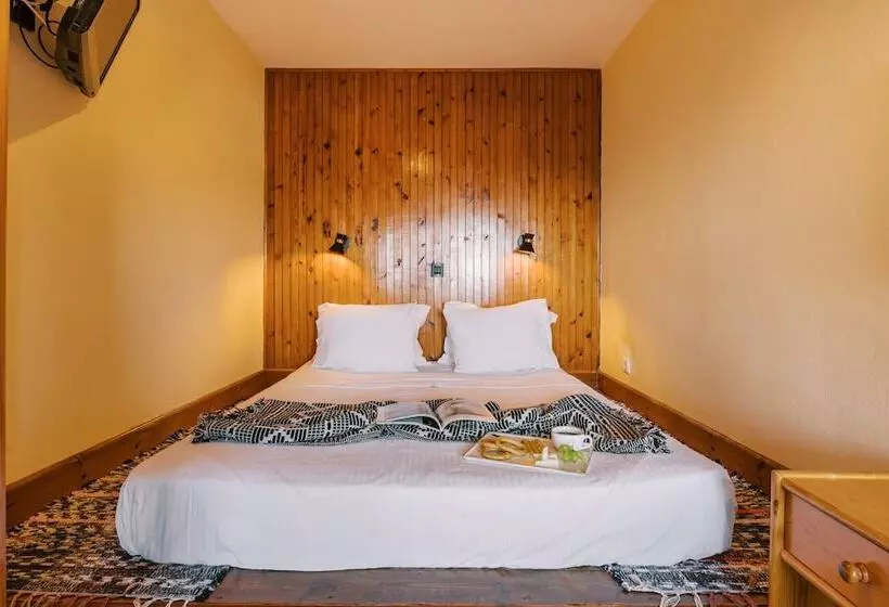 ホテル Arte Lindos Villa
