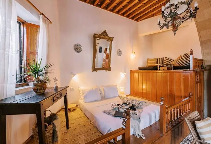 ホテル Arte Lindos Villa
