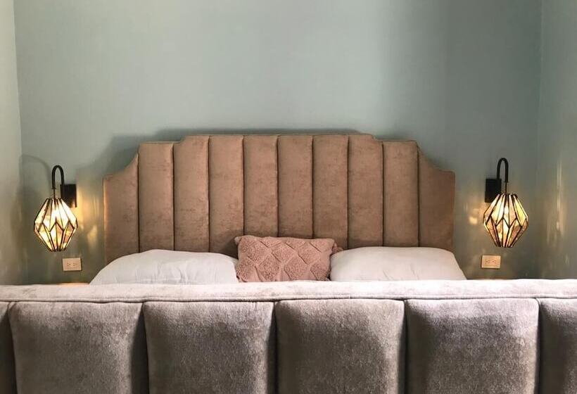 בית מלון כפרי Boutique Plaza Madero