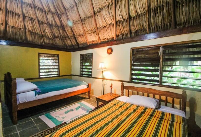 Hotel Cohune Palms River Cabanas