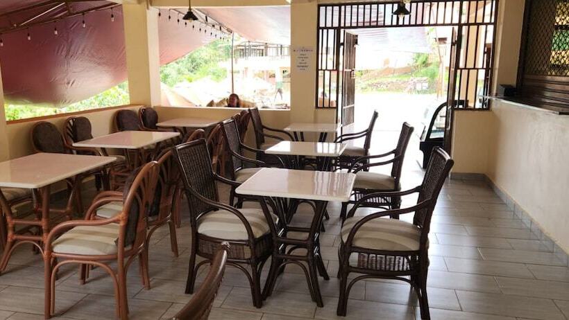 هتل Lagoon Resort & Spa