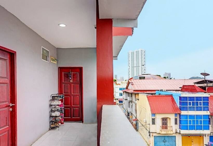 בית מלון כפרי New Town Syariah By Oyo