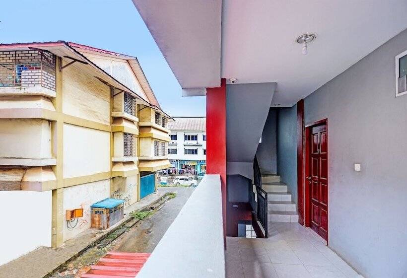 בית מלון כפרי New Town Syariah By Oyo