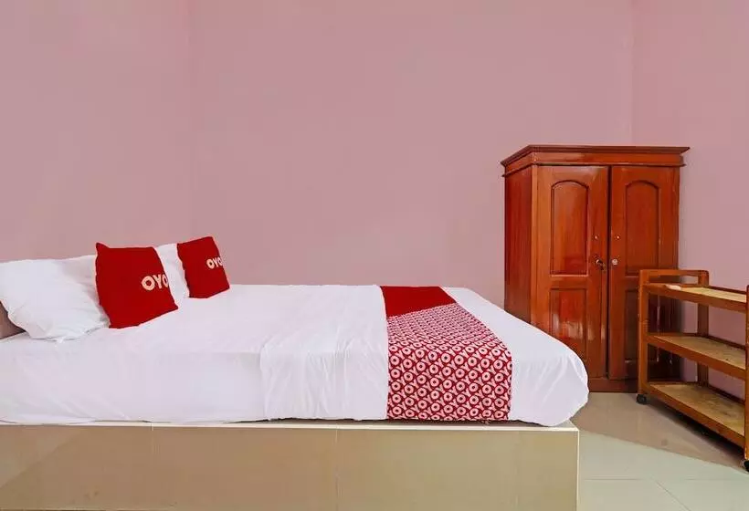 ホテル Pondok Aurel Wahidin By  Oyo
