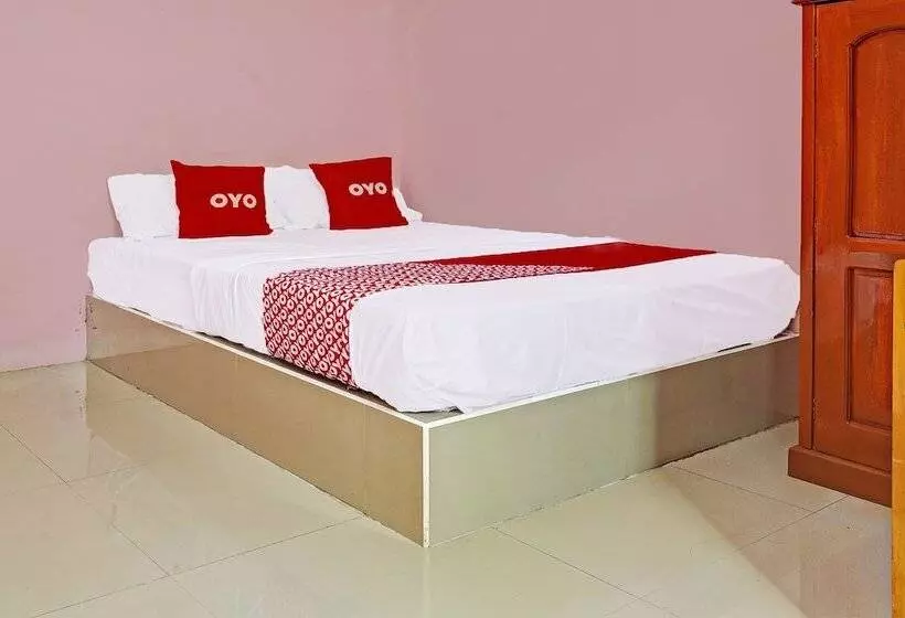 ホテル Pondok Aurel Wahidin By  Oyo