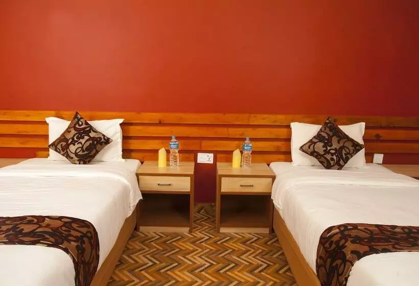 هتل Riverside Jungle Retreat