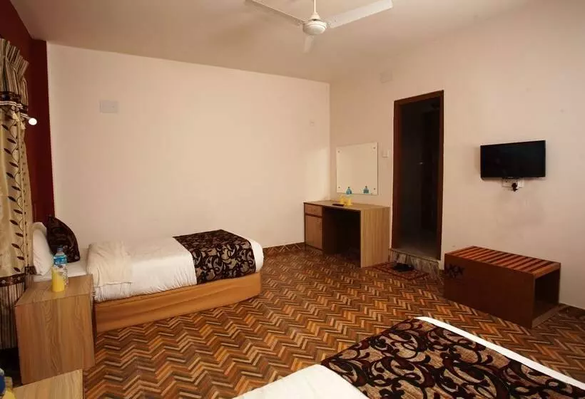 هتل Riverside Jungle Retreat