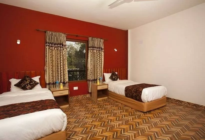 هتل Riverside Jungle Retreat